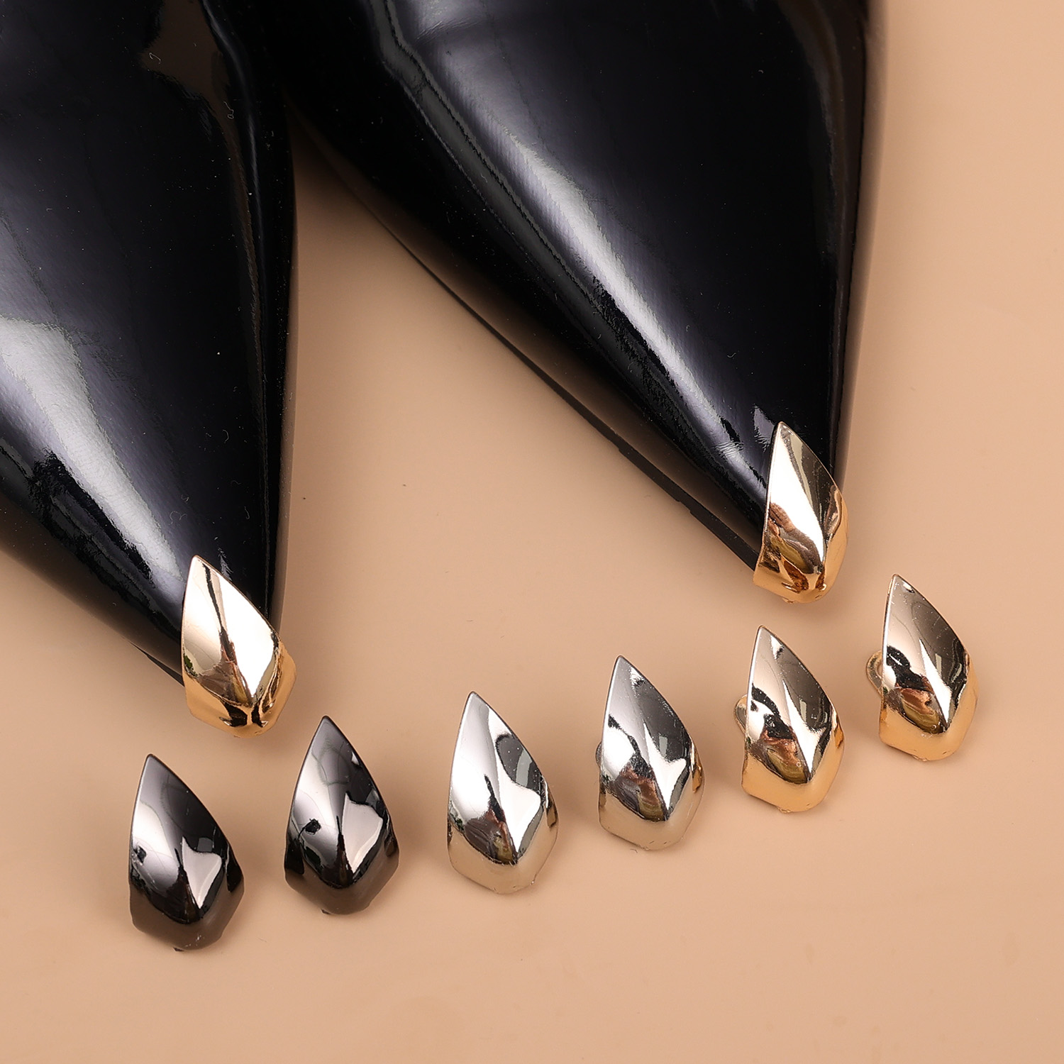 Vrouwen Hoge Hak Metalen Neus  - Sneaker Care Tips recensie en prijs